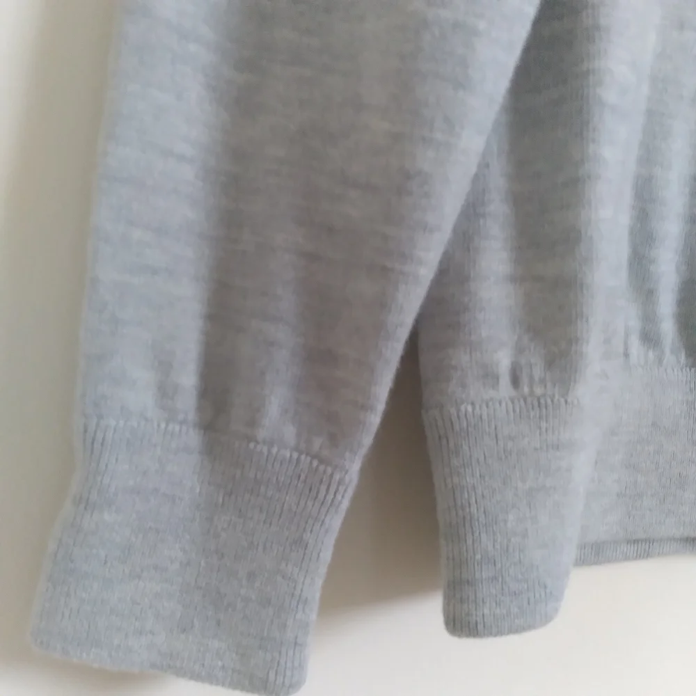 J. Crew Mens Merino Wool Quarter Zip Sweater Medium Gray Minimalist Quiet Luxury